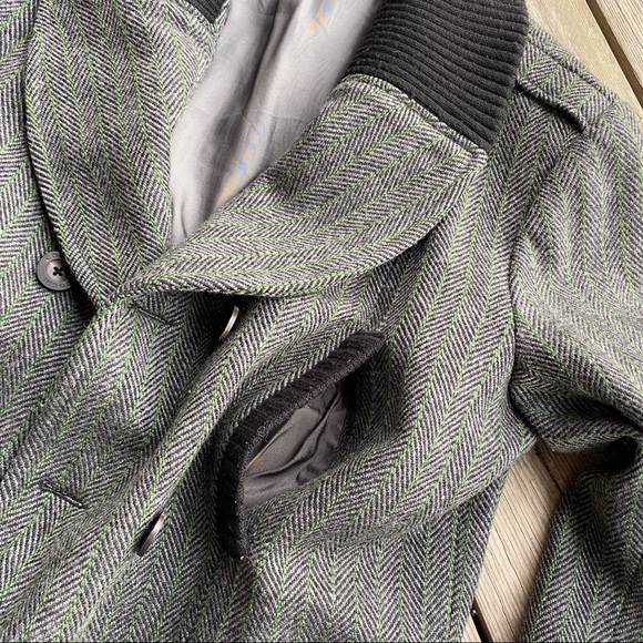 COOGI Pea Coat - Picture 4 of 10